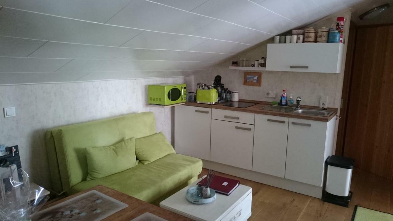Eifelyeti Ferienwohnung Ellscheid Exterior photo
